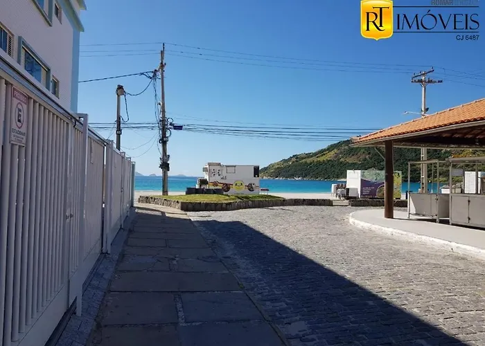 Apartamento com vista para a praia
