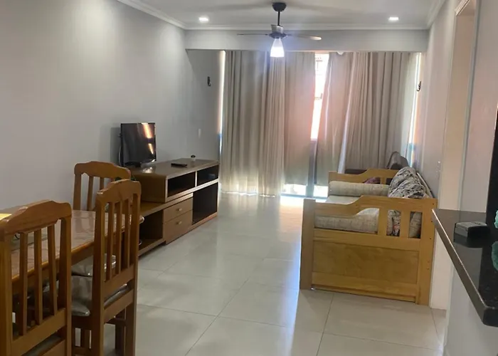 Apartamento com vista para a praia